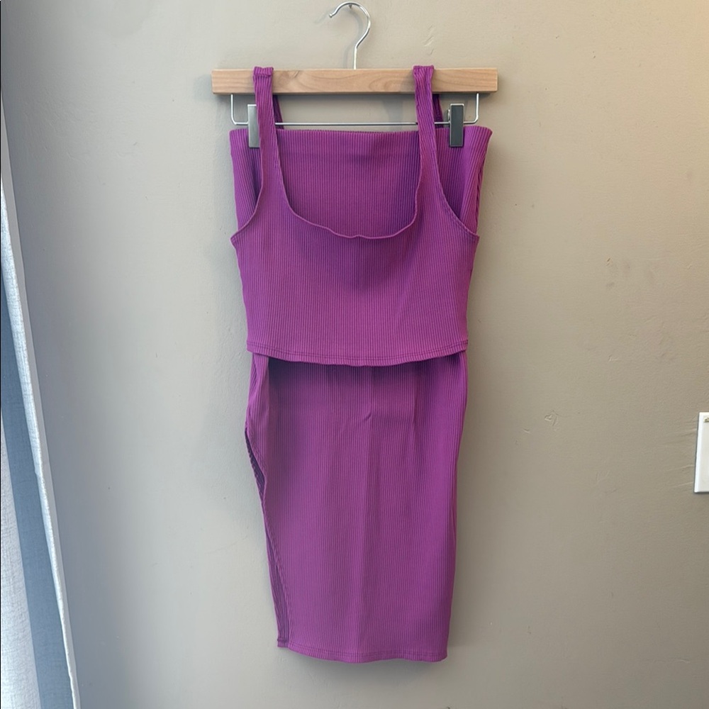 Purple Ribbed crop top & midi skirt set!